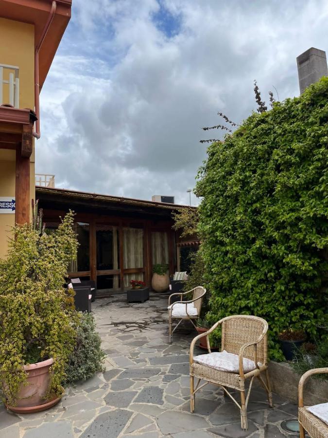 Agriturismo La Cantina Baratili San Pietro Bagian luar foto