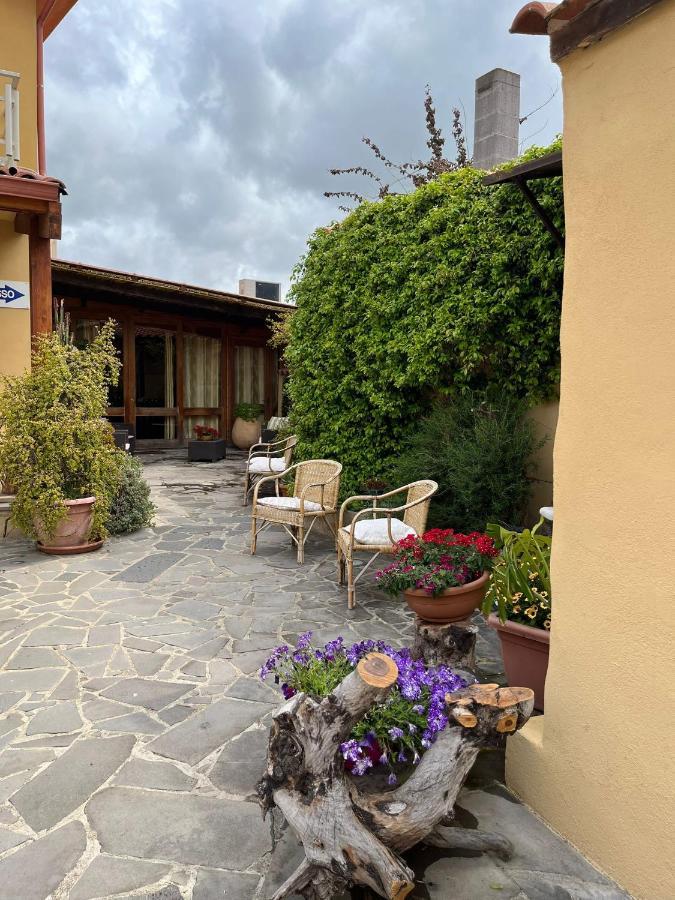Agriturismo La Cantina Baratili San Pietro Bagian luar foto